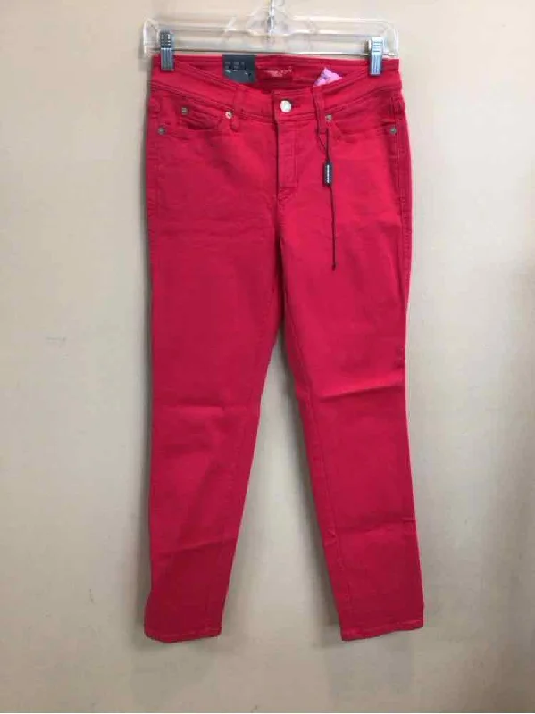 Women's Jodhpurs with Shirt CollarCAMBIO SIZE 4 Ladies PANTS