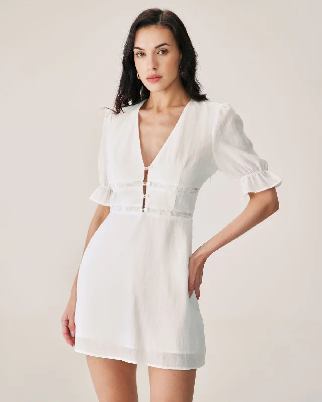 Women's Lightweight ShortsWhite Lace Splicing Mini Dress