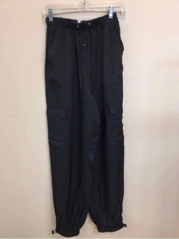 Women's Jodhpurs with Collarless NeckSHOWPO SIZE 4 Ladies PANTS