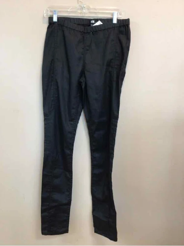 Women's Capri PantsH & M SIZE MEDIUM Ladies PANTS