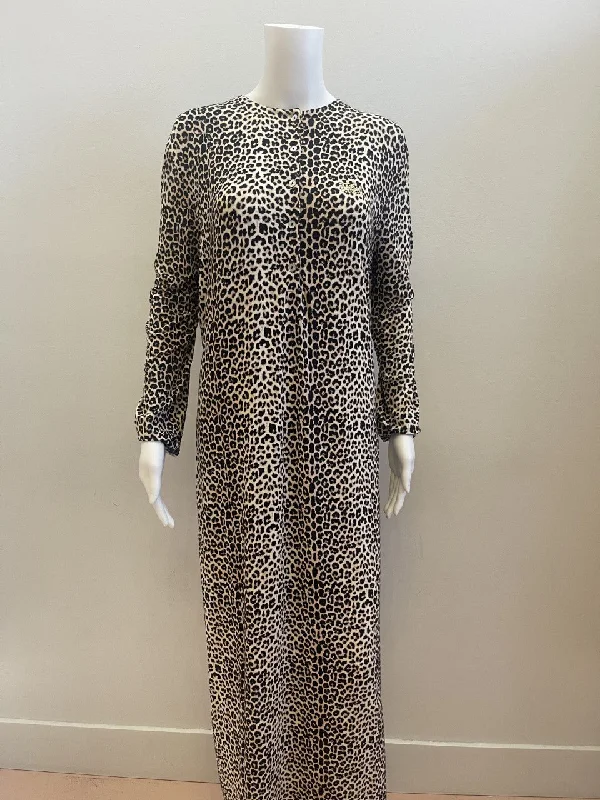 women's pajamas for yoga and meditationLeopard Print Nightgown