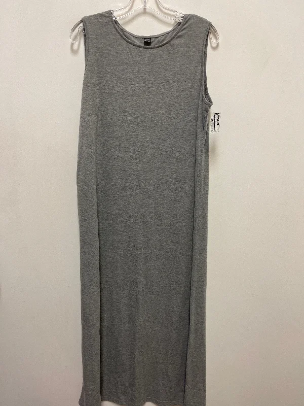 Women's Narrow Collar DressesDress Casual Maxi By Shein In Grey, Size: L