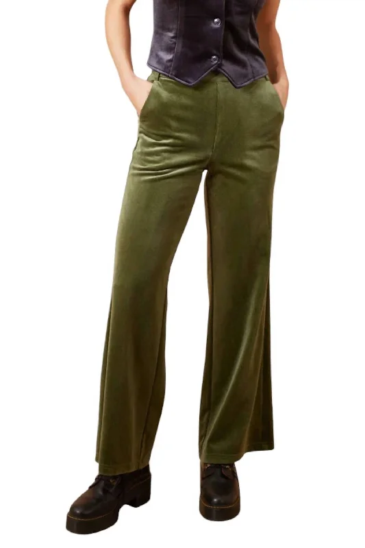 Women's Jodhpurs with Wide LegClan Trouser In Green