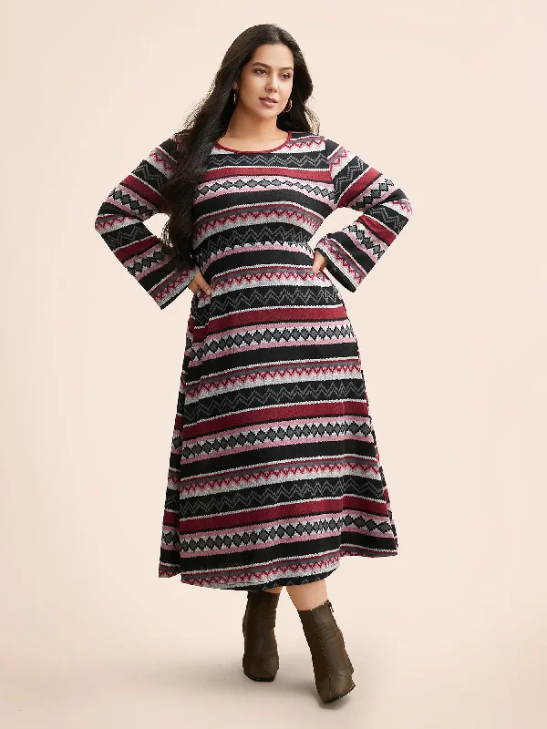 Women's Narrow Collar DressesGeometric Striped Bell Sleeve Knit Dress