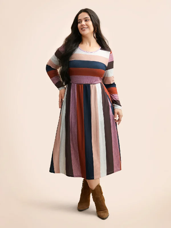 Women's V-Shaped Collar DressesStriped Contrast Crew Neck Knit Dress